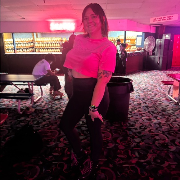 Meet your Posher, Kelly! - Picture 3 of 13